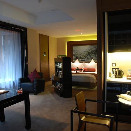 Pudi Boutique Hotel Fuxing Park Shanghai Exteriör bild