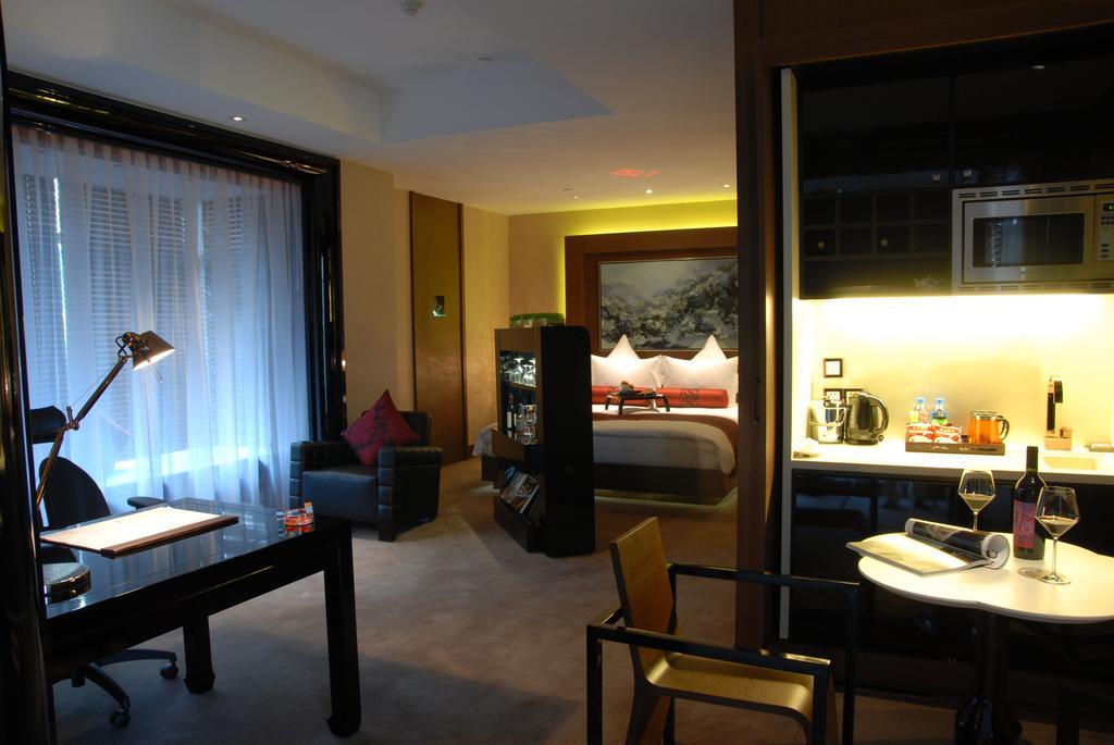 Pudi Boutique Hotel Fuxing Park Shanghai Exteriör bild